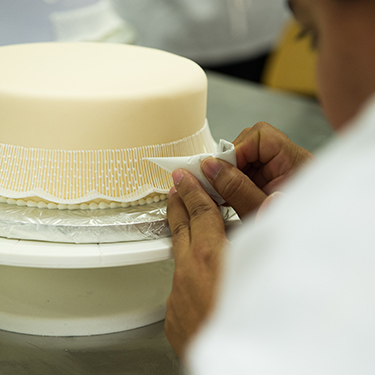 The Art Of Cake Decorating Continuing Education Ny Campus Ice