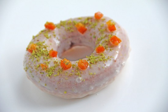 Fleur d'Oranger Doughnut