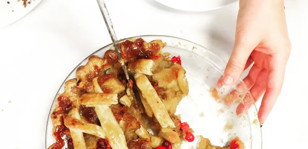 apple-cranberry pie for thanksgiving dessert