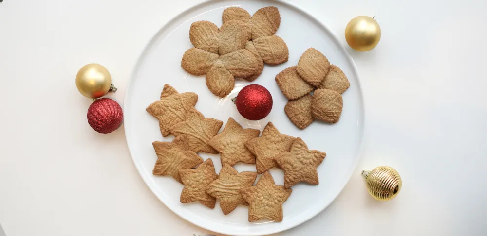 spiced gluten free speculaas cookies for the holidays