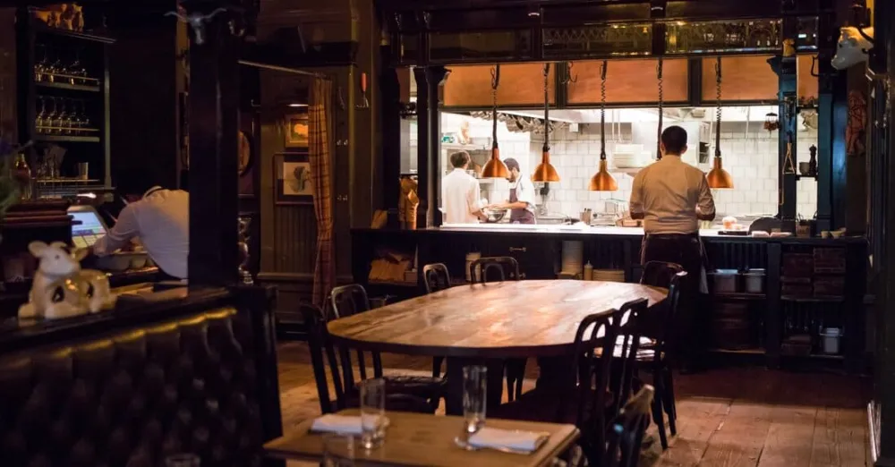restaurant scene