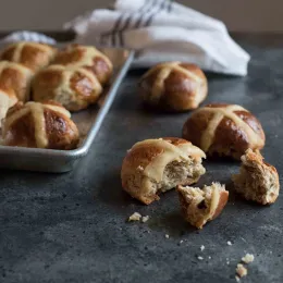hot cross buns