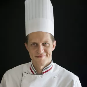 Chef Michael Laiskonis teaching at Institute of Culinary Education in New York