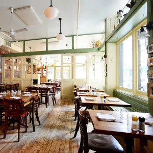 The interior of Bubby's, a popular brunch destination in New York City.
