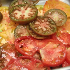 sliced heirloom tomatoes