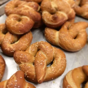 pretzels in baking class at culinary school