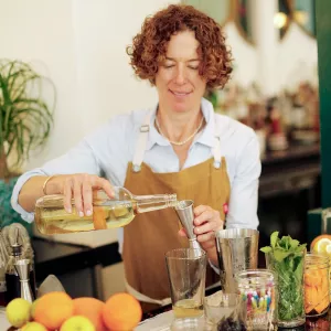 Diana Pittet makes a cocktail