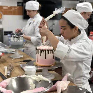 Pastry & Baking Arts students decorate ombre cakes