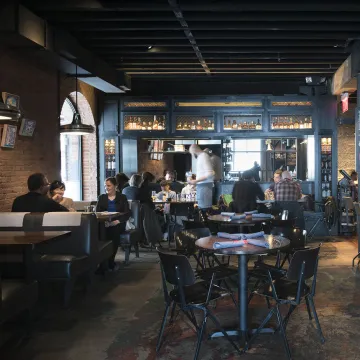 The interior of NYC cocktail bar Porchlight. Photo by Liz Clayman.