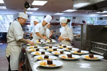 ICE students plating