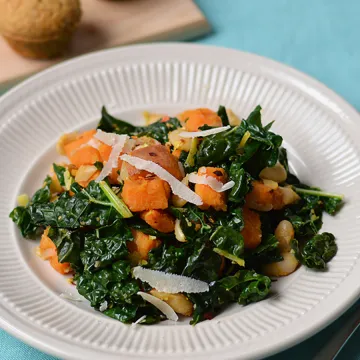 Kale and sweet potato hash
