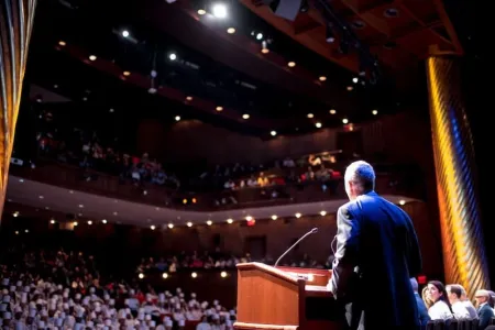 graduation speaker 