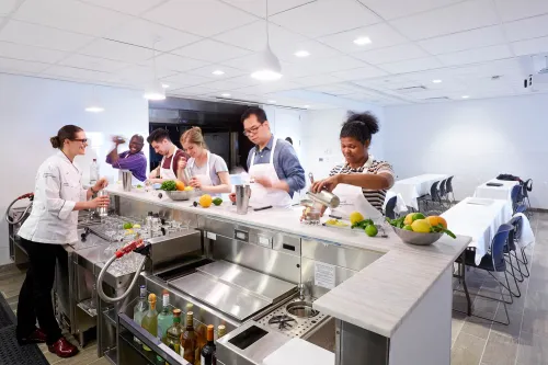 Culinary students in the mixology lab at ICE.